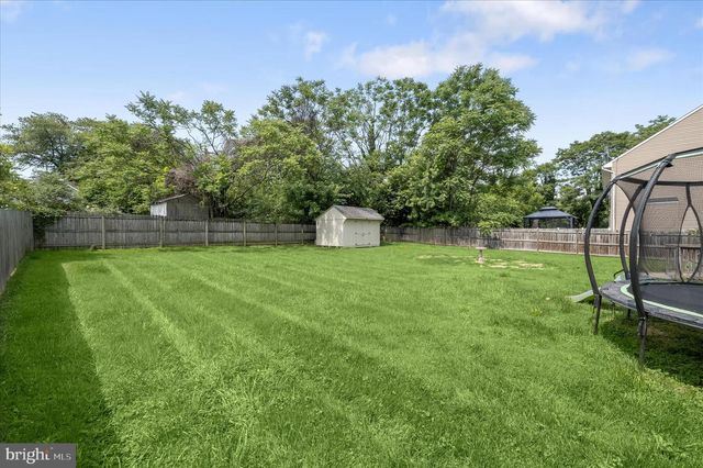 305 BISHOP AVE, Baltimore, MD 21225
