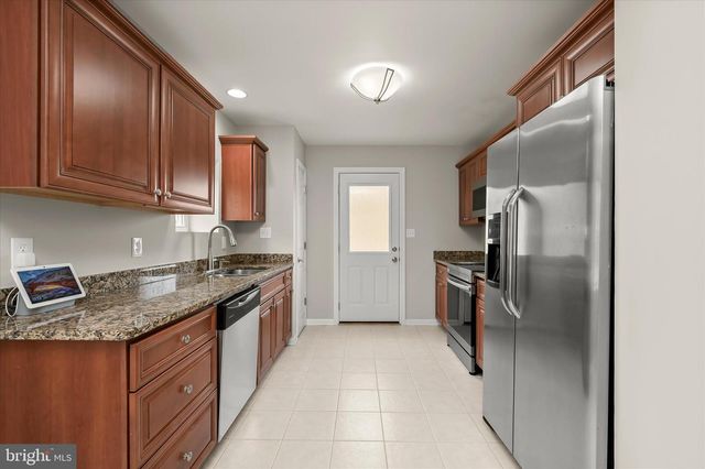 305 BISHOP AVE, Baltimore, MD 21225