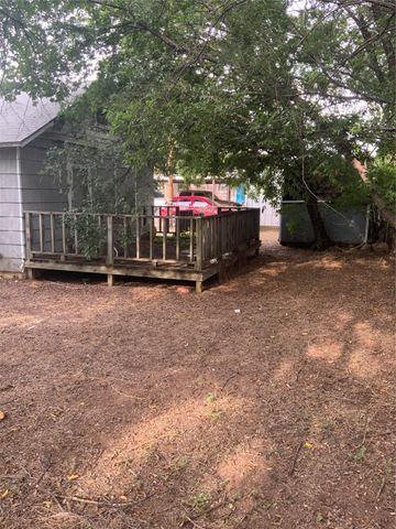 705 SW 15th Street, Mineral Wells, TX 76067