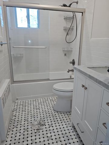 2354 N Wading River Road, Wading River, NY 11792