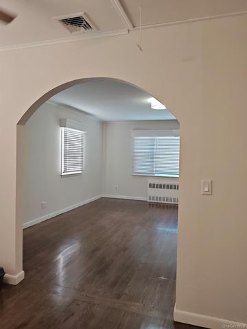 2354 N Wading River Road, Wading River, NY 11792