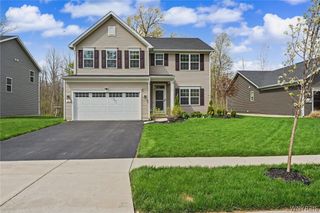38 Sierra Drive, Amherst, NY 14228