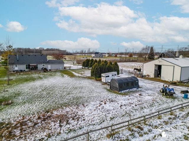 6156 Williams Road, Newport, MI 48166