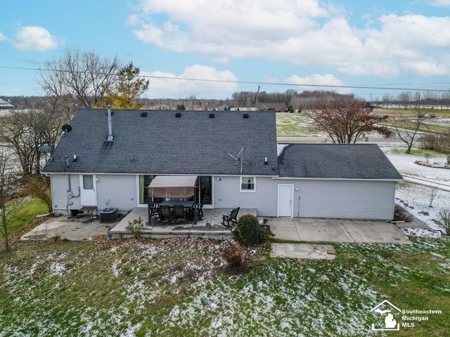 6156 Williams Road, Newport, MI 48166