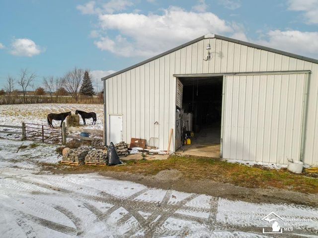 6156 Williams Road, Newport, MI 48166