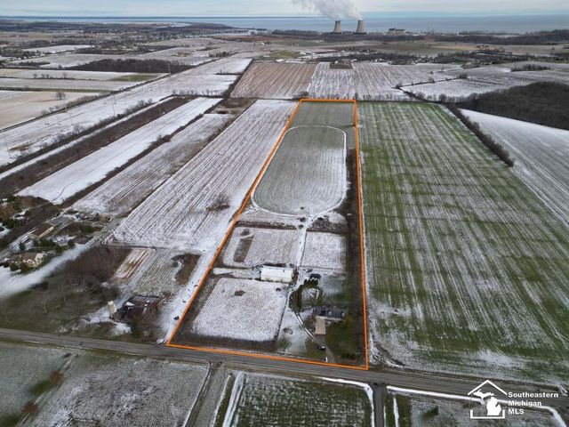 6156 Williams Road, Newport, MI 48166