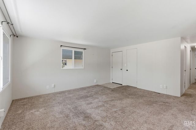 900 James Road 2, Bakersfield, CA 93308