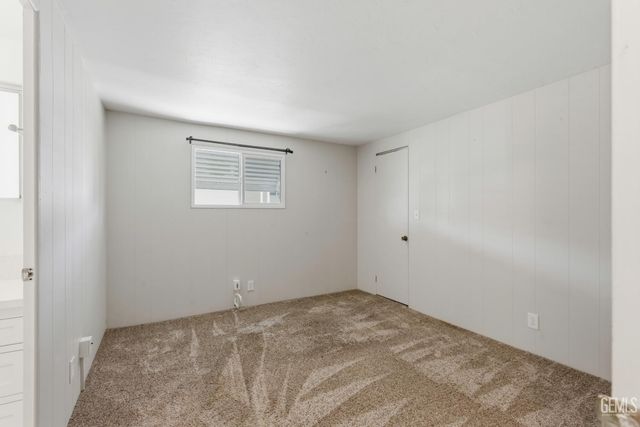 900 James Road 2, Bakersfield, CA 93308