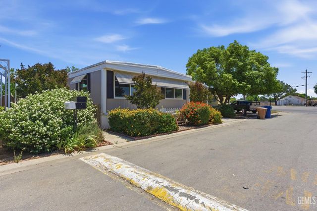 900 James Road 2, Bakersfield, CA 93308
