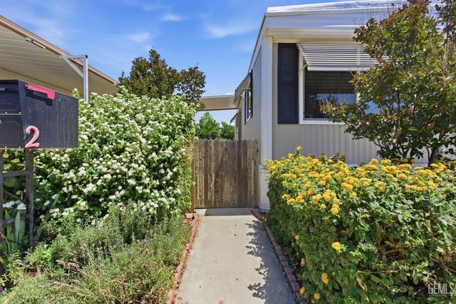 900 James Road 2, Bakersfield, CA 93308