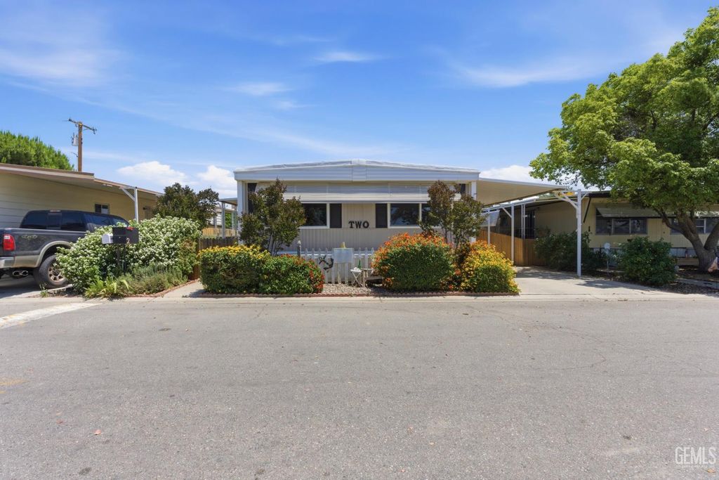 900 James Road 2, Bakersfield, CA 93308