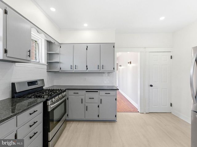 308 CLEVELAND AVE, Trenton, NJ 08629