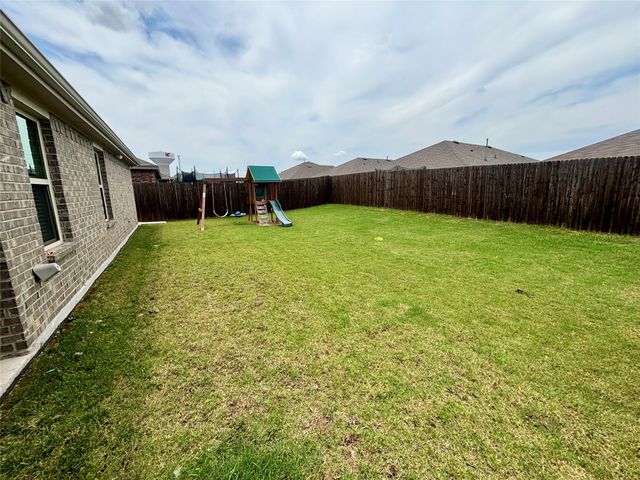 2957 Shoemaker Drive, Josephine, TX 75189