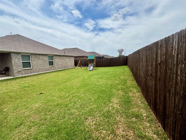 2957 Shoemaker Drive, Josephine, TX 75189