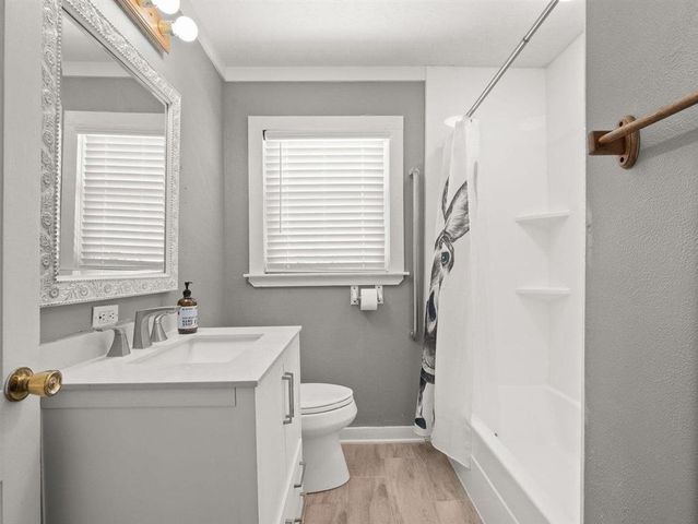 2001 Ginger Street, Leesville, LA 71446