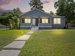 2001 Ginger Street, Leesville, LA 71446