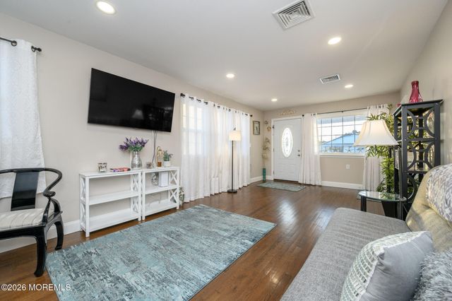 1969 Mount Carmel Boulevard, Toms River, NJ 08753