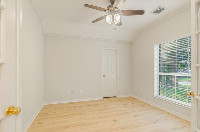 71 N Queenscliff Circle, The Woodlands, TX 77382