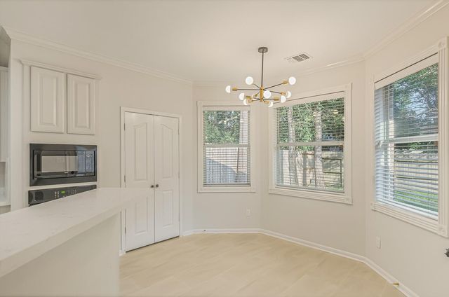 71 N Queenscliff Circle, The Woodlands, TX 77382
