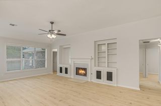 71 N Queenscliff Circle, The Woodlands, TX 77382