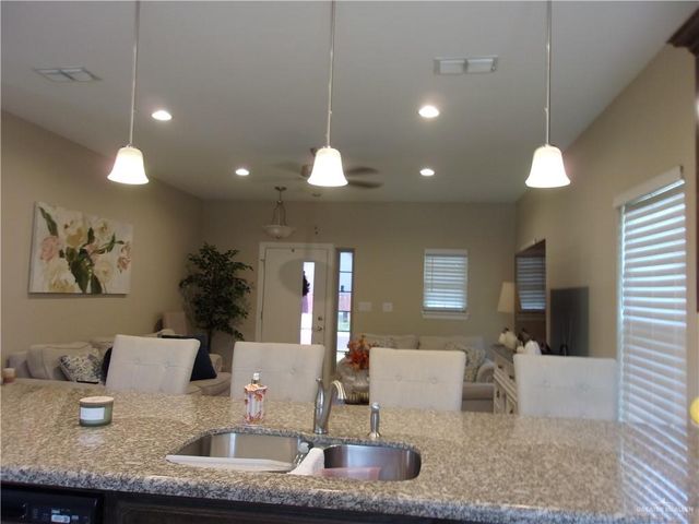 1556 E Silos Avenue, Edinburg, TX 78542