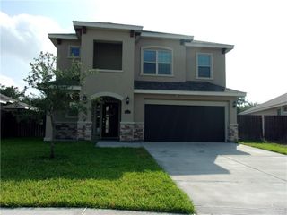 1556 E Silos Avenue, Edinburg, TX 78542