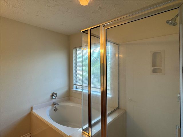 11515 Jacinth Court, Houston, TX 77066