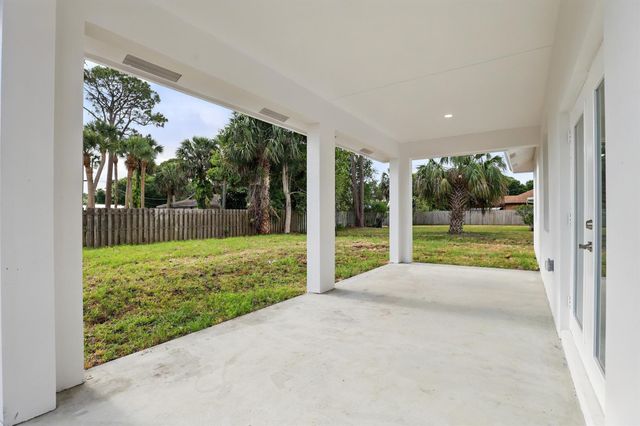 5104 Birch Drive, Fort Pierce, FL 34982