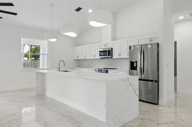 5104 Birch Drive, Fort Pierce, FL 34982