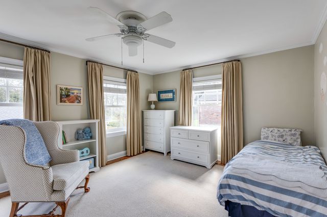 212 Page Rd, Nashville, TN 37205