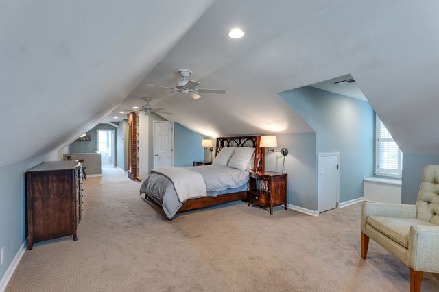 212 Page Rd, Nashville, TN 37205