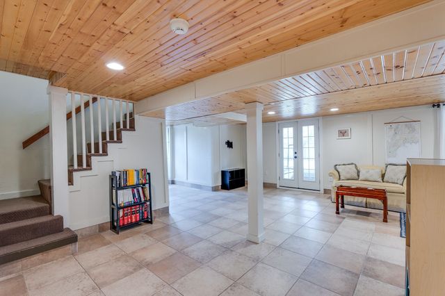 212 Page Rd, Nashville, TN 37205