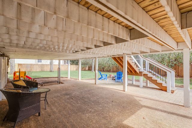 212 Page Rd, Nashville, TN 37205