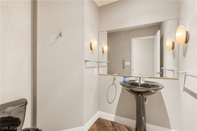 9105 Safeport Cove Court, Las Vegas, NV 89117