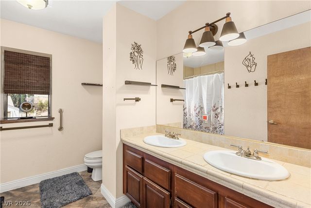 9105 Safeport Cove Court, Las Vegas, NV 89117