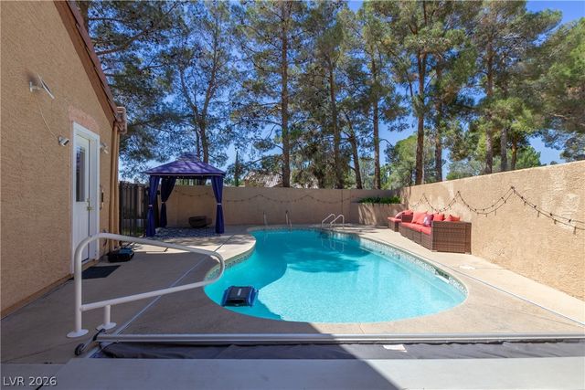 9105 Safeport Cove Court, Las Vegas, NV 89117