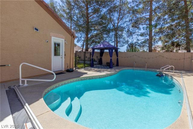 9105 Safeport Cove Court, Las Vegas, NV 89117