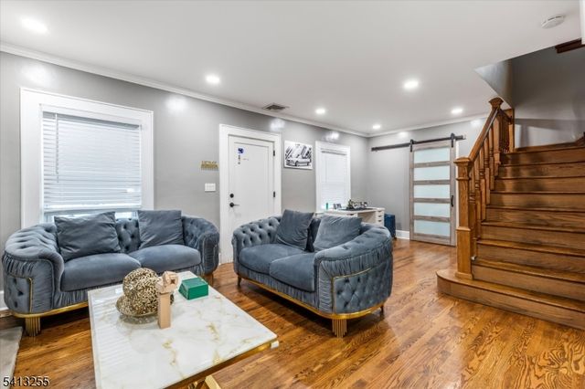 9 Wayne Pl, Nutley Twp., NJ 07110