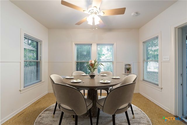 465 S Guenther Avenue, New Braunfels, TX 78130