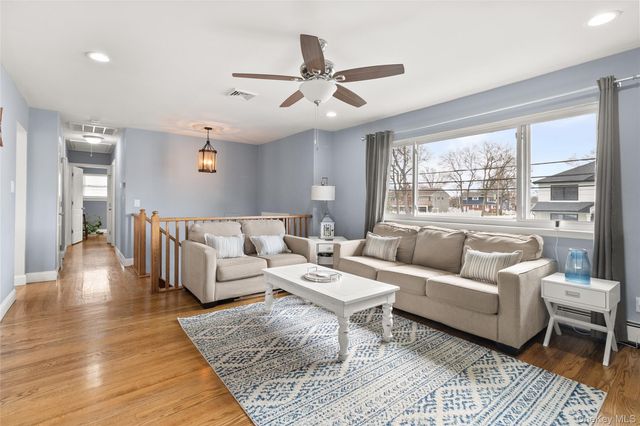 1299 Madison Avenue, West Islip, NY 11795