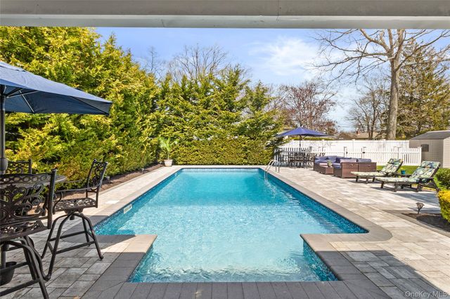 1299 Madison Avenue, West Islip, NY 11795