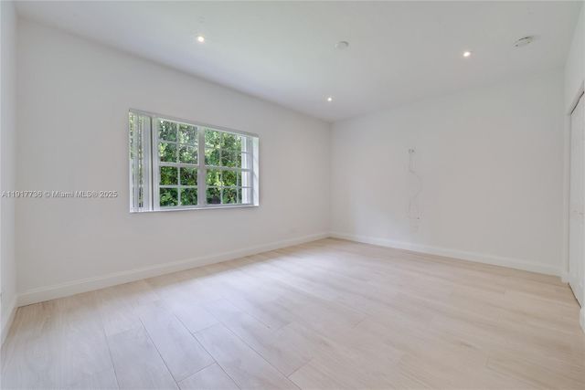 7675 SW 132nd St 0, Pinecrest, FL 33156