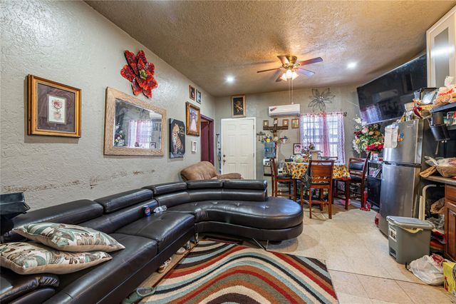 307 York Street 4, Houston, TX 77003