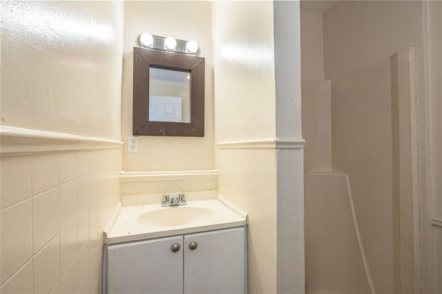 307 York Street 4, Houston, TX 77003