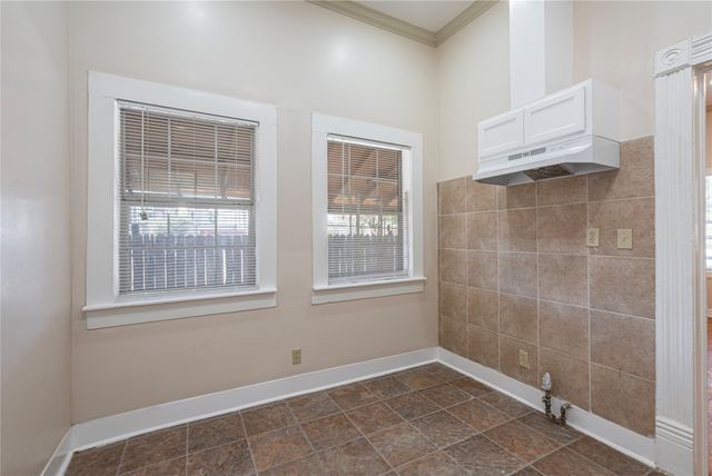 307 York Street 4, Houston, TX 77003