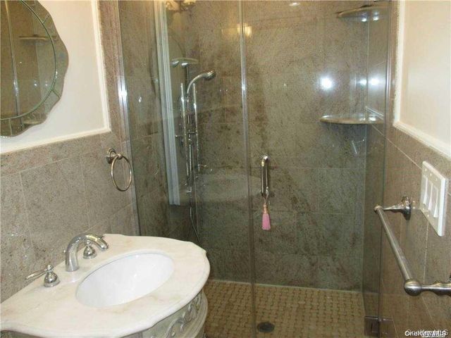 2314 215TH St, Bayside, NY 11360