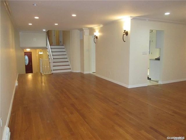 2314 215TH St, Bayside, NY 11360
