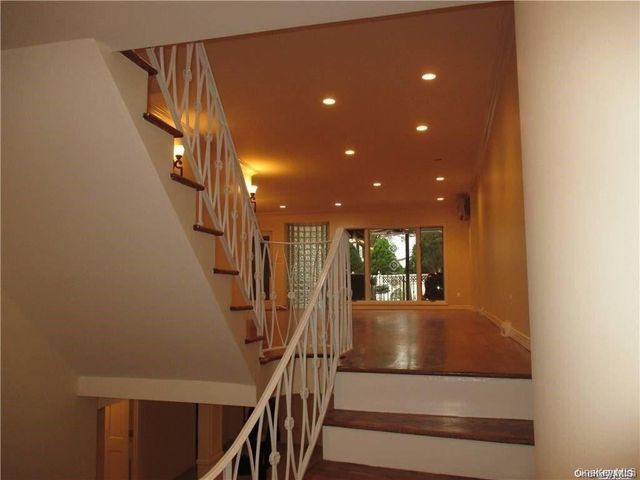 2314 215TH St, Bayside, NY 11360