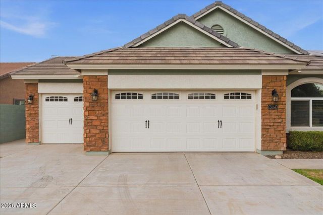 3664 E MEADOW MIST Lane, San Tan Valley, AZ 85140