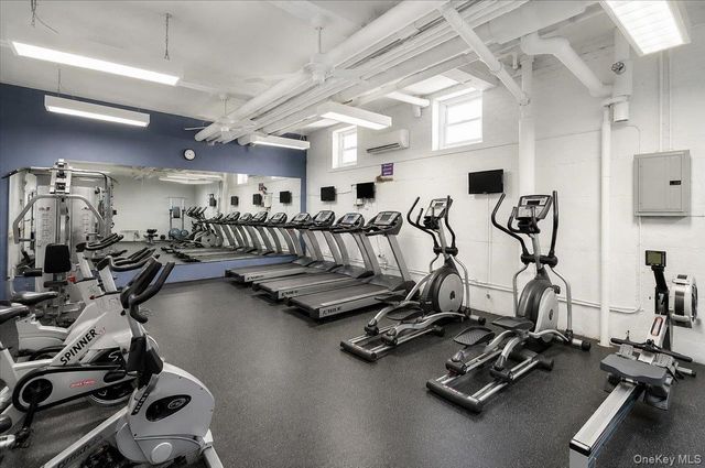 67-66 108th Street D5, Forest Hills, NY 11375